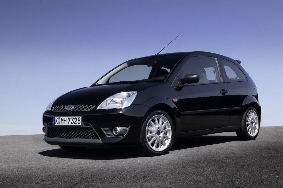  Ford Fiesta Zetec S 2005 года  (фото 7 из 18)